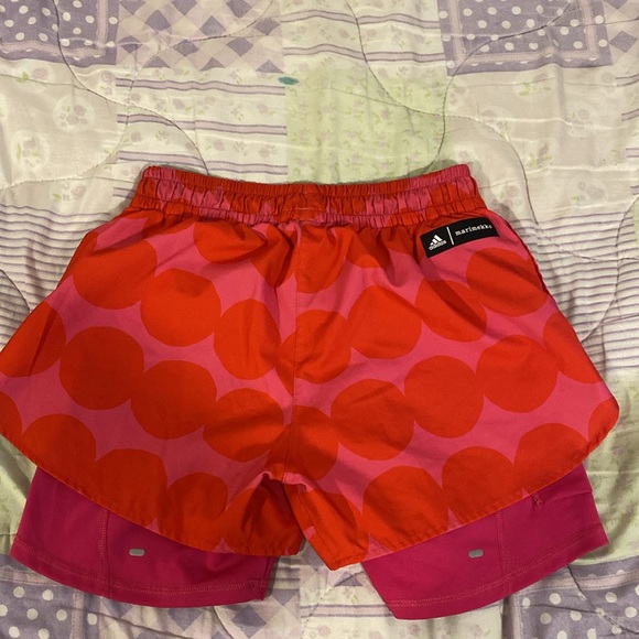 Sport shorts- Adidas - Picture 2 of 3